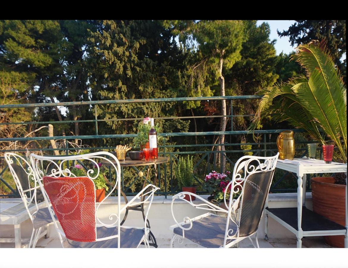 Independent Entrance Apt - 130M2 - Garden - Private Parking Apartamento Atenas Exterior foto
